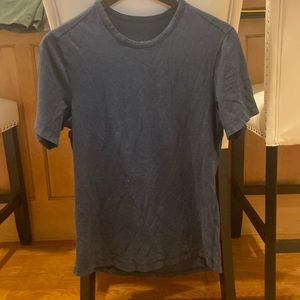 Men’s size small lululemon, navy blue.